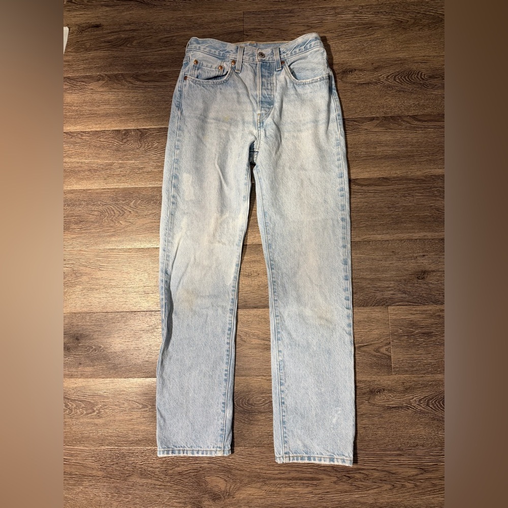 Levi’s Light Blue 501 Straight Denim Jeans (Slight Bleach Stain)